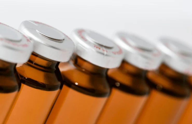 Inibidor de C1 Esterase Derivado de Plasma Humano